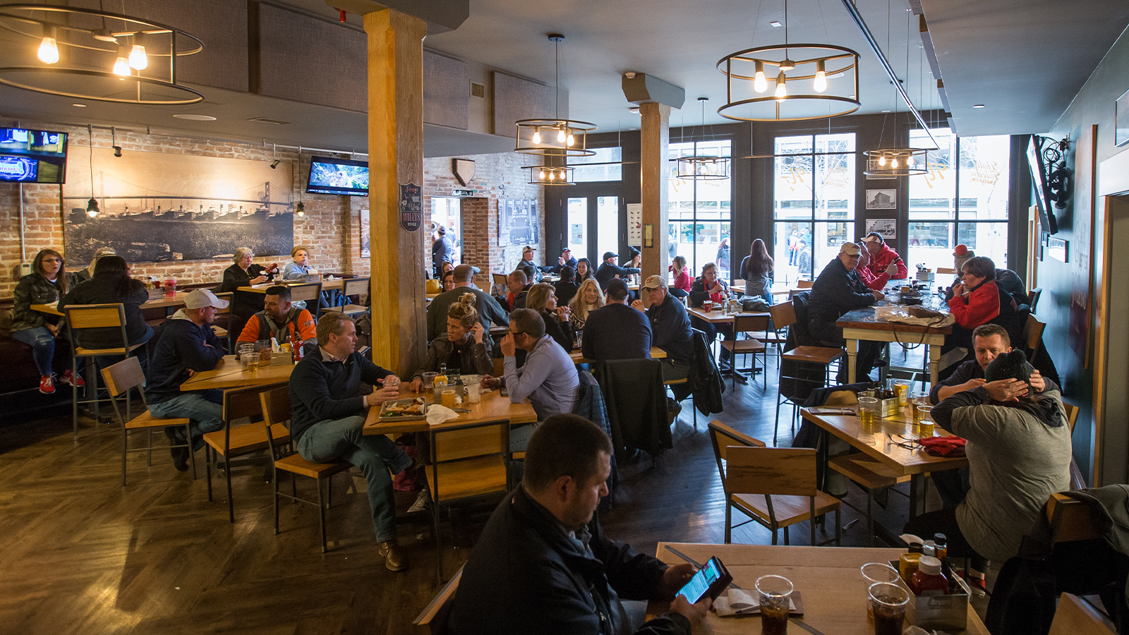 fleetwoods taproom
